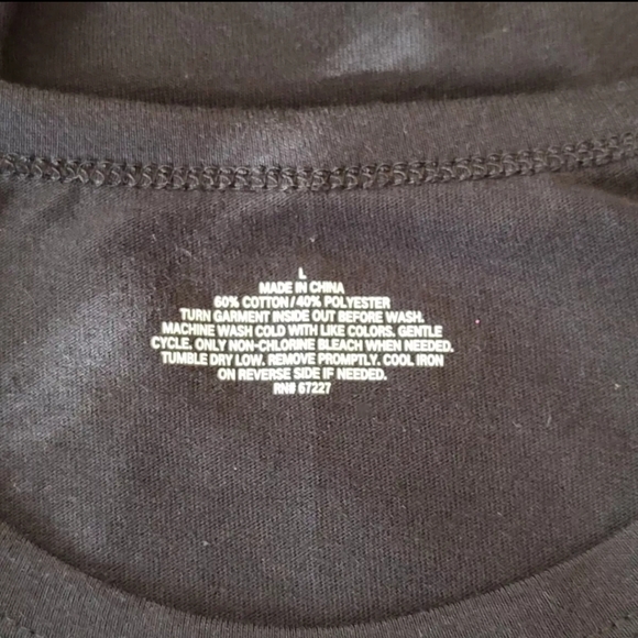 "Let's Hang Out" Unisex Adult Graphic Tee T-shirt Holiday Seasonal Size L & XL - Picture 4 of 5